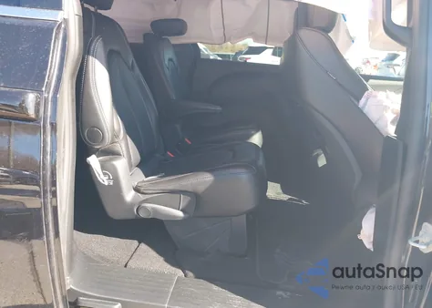 2025 Chrysler Pacifica Select z USA, uszkodzony, nr VIN 2C4RC1BG4SR551426